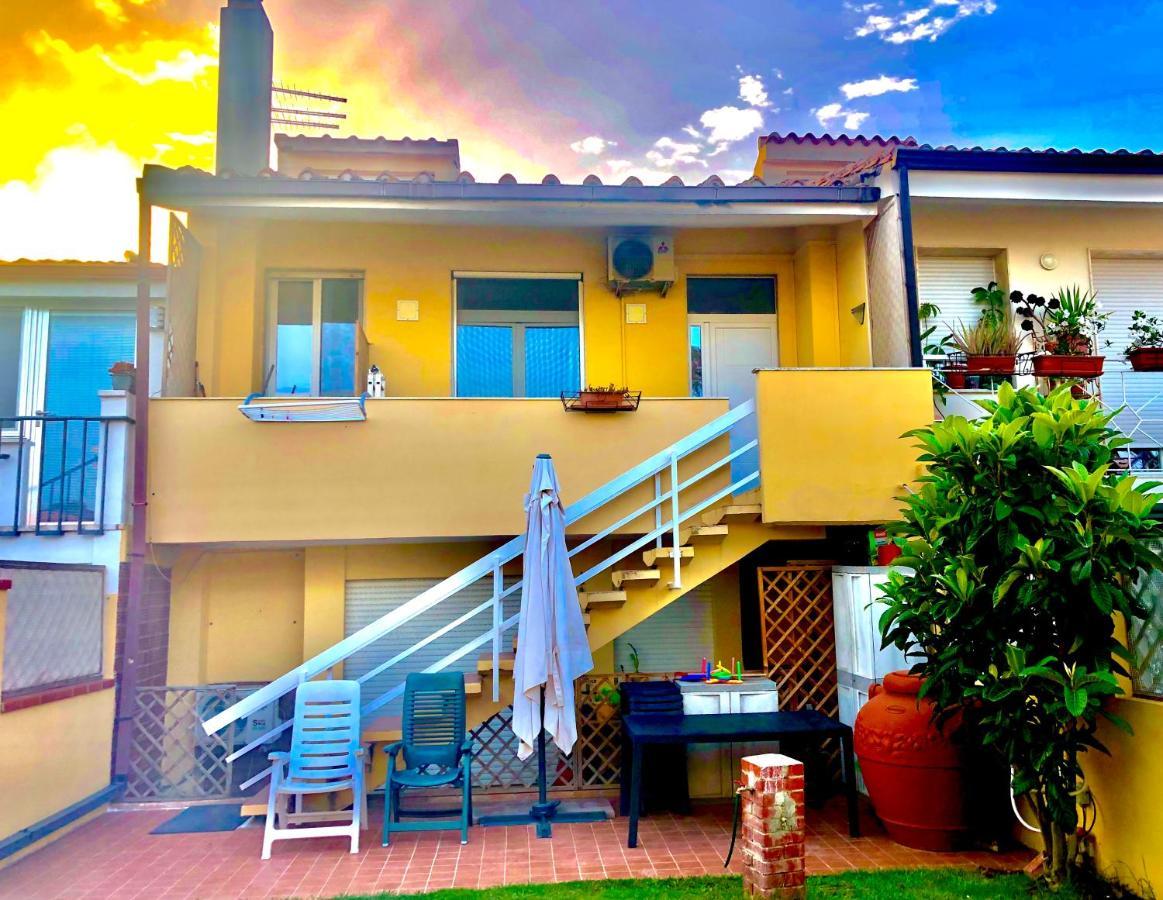 Villa Poetto Beach By Home And Experience , Cagliari, Poetto Exterior photo